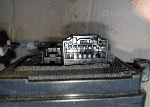 Mazda 6 lift zamek drzwi przod prawy 06-08 3