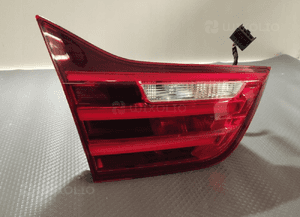 Bmw F32 lampa tylna lewa klapy bagażnika 4857203 2