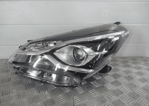 Lampa przednia przód lewa toyota yaris iii 3 lift soczewka 2017-2020 1