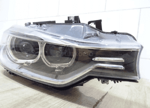 Lampa prawa przód bmw 3 20-e083 tyc 3