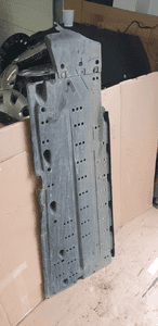 Osłona płyta podwozia lewa Audi A4 B6 8E0825207A 2