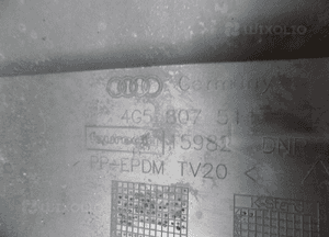 Audi A6 C7 sedan zderzak tył 4X pdc kompletny LZ9Y 14