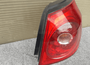 Lampa tylna tył prawa vw golf 5 v oryginał wysyłka! 2