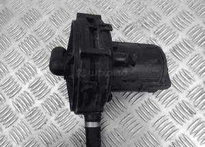 POMPA POWIETRZA WTÓRNEGO 3B0906613 VW PASSAT B5 FL RADOM 4