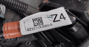 Wiązka silnika kompletna toyota yaris iv 4 1.5 hybryda 82121-0U680 3