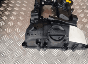 Bmw E84 E90 F10 F15 pokrywa głowicy N55 7570292 zaworów 4
