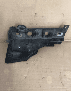 Uchwyt przod belki pasa land rover discovery iii 3 2