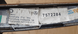Listwa ozdobna dekor konsoli Mercedes W211 A2116800771 6
