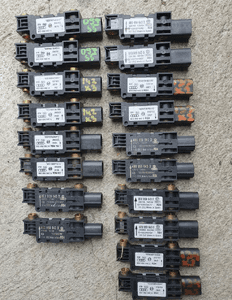 Czujnik 8E0959643 A B D E Uderzenia Czujnik Uderzeniowy Sensor Audi A3 8P A4 B6 B7 A6 C5 1