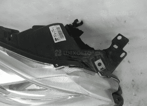 Ford kuga MK2 zwykła bdb lampa przednia prawa 4
