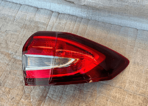 Lampa tył prawa ford c max MK2 lift 2