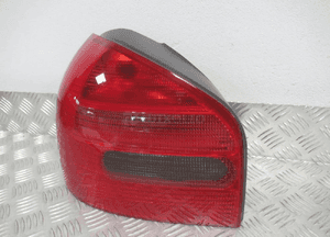 Lampa tylna tył prawa lewa audi A3 8L 1996-2000 4