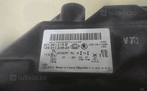 LAMPA LEWA LEWY BI XENON SKODA SUPERB 3 III 3V 15- 8