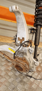 BMW F10 F11 ZWROTNICA AMORTYZATOR LEWY PRZÓD PRZEDNIE 6775769 6797765 8