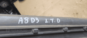 Listwa drzwi lewy tył tylna lewa Audi A8 D3 4E0853969 7