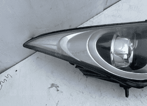 Hyundai I40 lampa prawy przód 92102-3Z090 uk 4