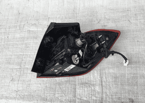 Hyundai I30 h/b lampa tylna lewa 16- 3