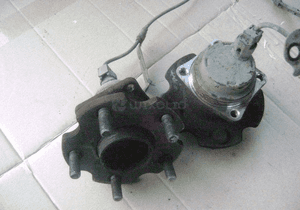 Toyota Avensis T25 06 piasta tyl 114,3