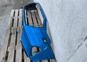 Zderzak przód przedni audi e-tron 4KE 4KE807437 cały 2