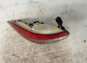 Lampa tylna lewa skoda superb ZSB3T5945095 6