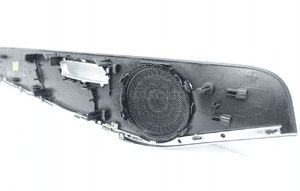 Listwa drzwi prawy przód mercedes c W205 A205720XXXX 10