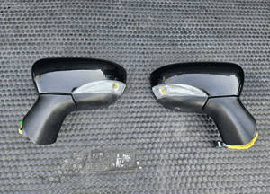 Lusterko Lusterka Zewnetrzne EUROPA Lewe 9pin Prawe 11pin Czarne Renault Captur I 1 2