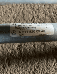 MECHANIZM SILNICZEK WYCIERACZEK PRZÓD E-KLASA W211 LIFT 2006- 4