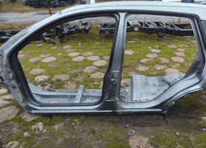 Nissan qashqai J10 lift kad próg lewy słupek