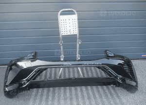 Zderzak przedni przód volvo XC60 ii r-design lift 32234958 2021- 13