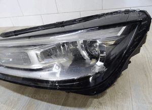 Audi Q5 SQ5 2016 Lewa strona Lampy przednie 10