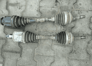 Toyota Rav4 2.0 D4D polos przod prawa 00-05 2