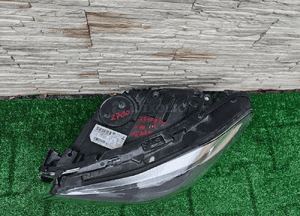 Lampa xenon bmw 5 F10 F11 lci 7317131 2
