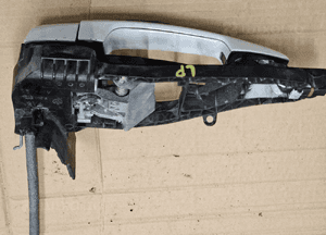 BMW X5 F15   klamka zewnętrzna prawa lewa      A300 Alpinweiss 8