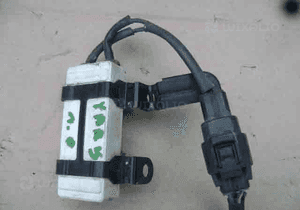 Toyota Yaris I II 99-11 sterownik wentylatora modul 2