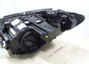 Lampa prawa przód MERCEDES C KLASA W206 FULL LED A2069067203 9