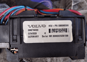Volvo S60 V70 S80 moduł CEM  skrzynka bezpieczników    8696098 3