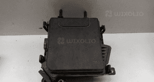 RENAULT MEGANE III obudowa skrzynki bezpieczników 2013 1