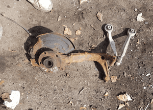 zwrotnica prawa przód audi a 6 c 5 1.9 tdi