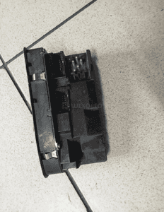 panel szyby bmw e 39 lewy 2