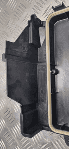 MERCEDES W177 SKRZYNKA BEZPIECZNIKÓW A1775404707 3