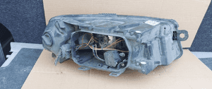 Przod przednia lampa lewa audi A6 C6 4