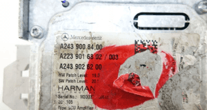 WZMACNIACZ HARMAN MERCEDES W223 W447 A2439008400 6