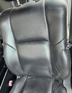 Toyota Avensis T27 Sedan fotel fotele przód tył kanapa skóra 3