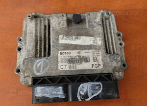 Sterownik silnika komputer opel zafira b 1.9 cdti 0281012710 55202384 1