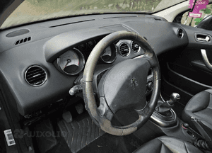 Peugeot 308 deska airbag konsola poduszka powietrzna pasażera kierowcy T7 1