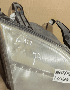 Lampa prawy przód ford fusion 02-05 2