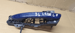 Klamka zewnętrzna lewy przód VW Passat B6 3C0837885F 2