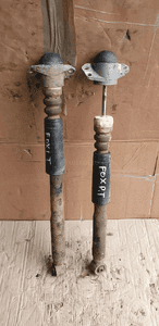 Amortyzator prawy lewy tył tylny komplet VW FOX 5Z0512011 1