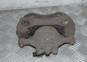 Zacisk lewy przód hyundai i30 1.6 crdi 3