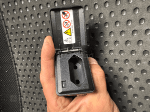 Gniazdko 230V 150W Mercedes oryginał A 000 820 05 03 2